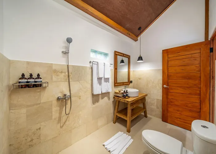 Bali Dream Garden - Tropical Escape With Pool & Pensión 3*