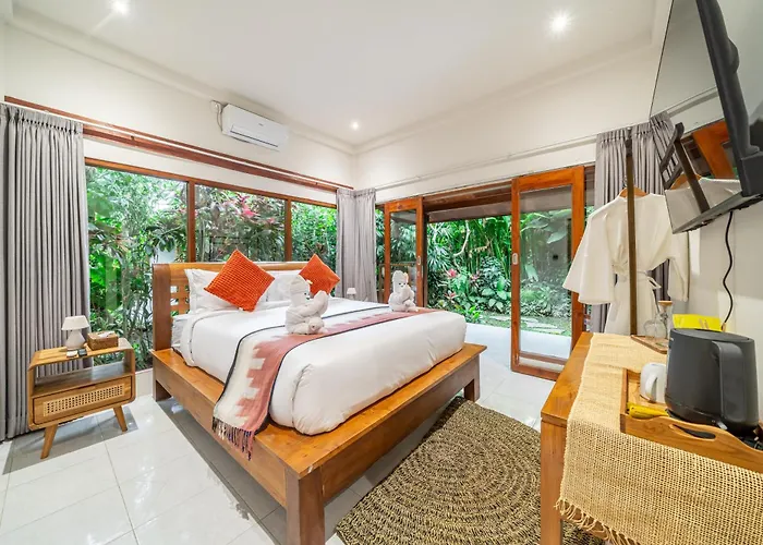 Bali Dream Garden - Tropical Escape With Pool & Pensión 3*