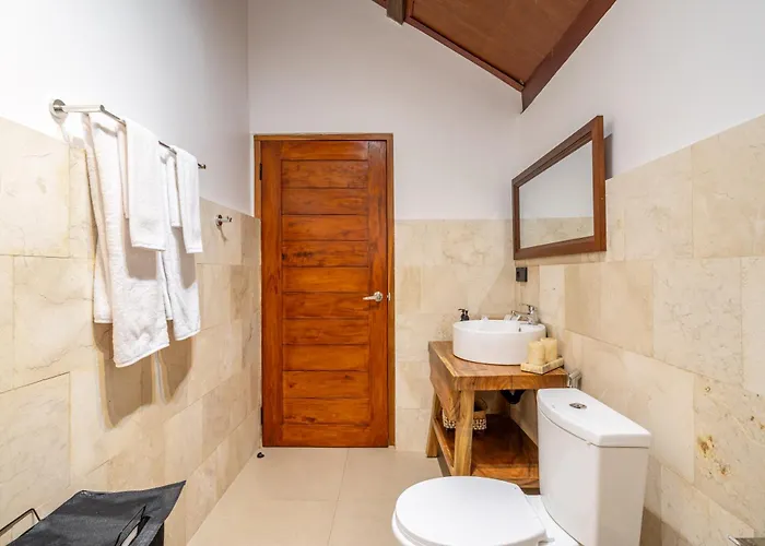 Pensión Bali Dream Garden - Tropical Escape With Pool &