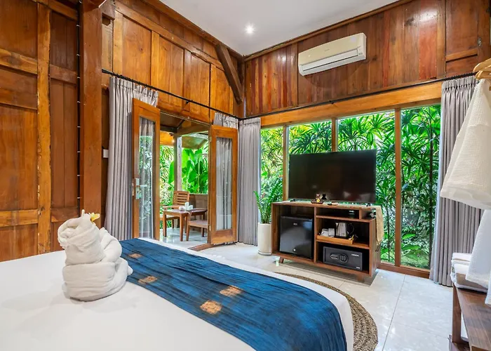 Pensión Bali Dream Garden - Tropical Escape With Pool & 3*